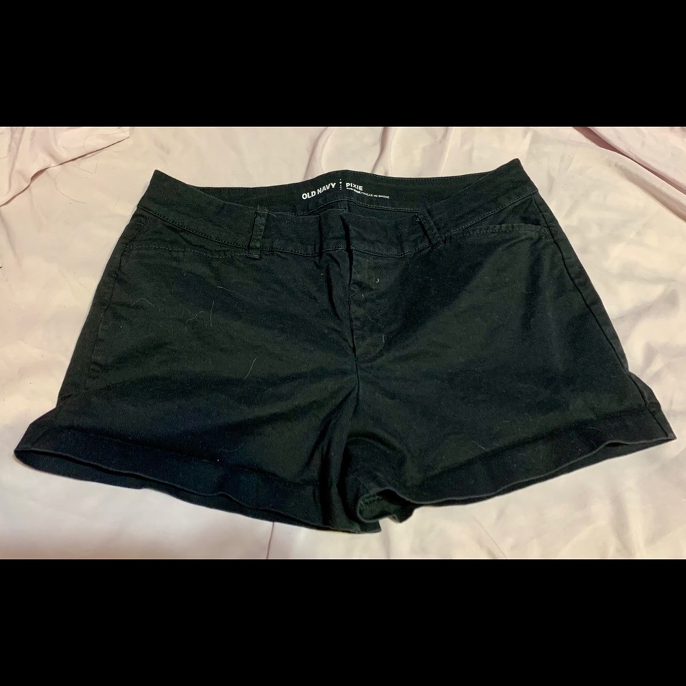 Old Navy Mid Rise Black Twill Shorts - Size 8